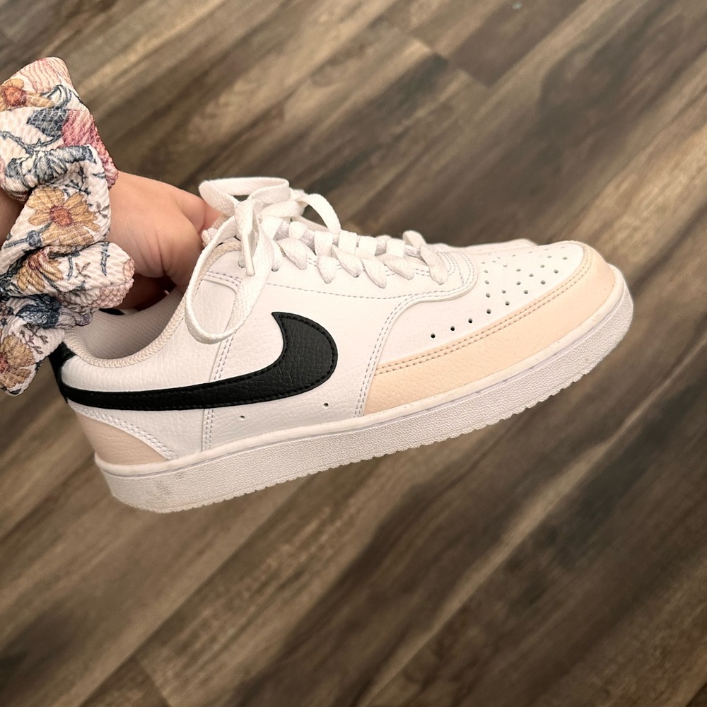 Women's Nike Court Vision